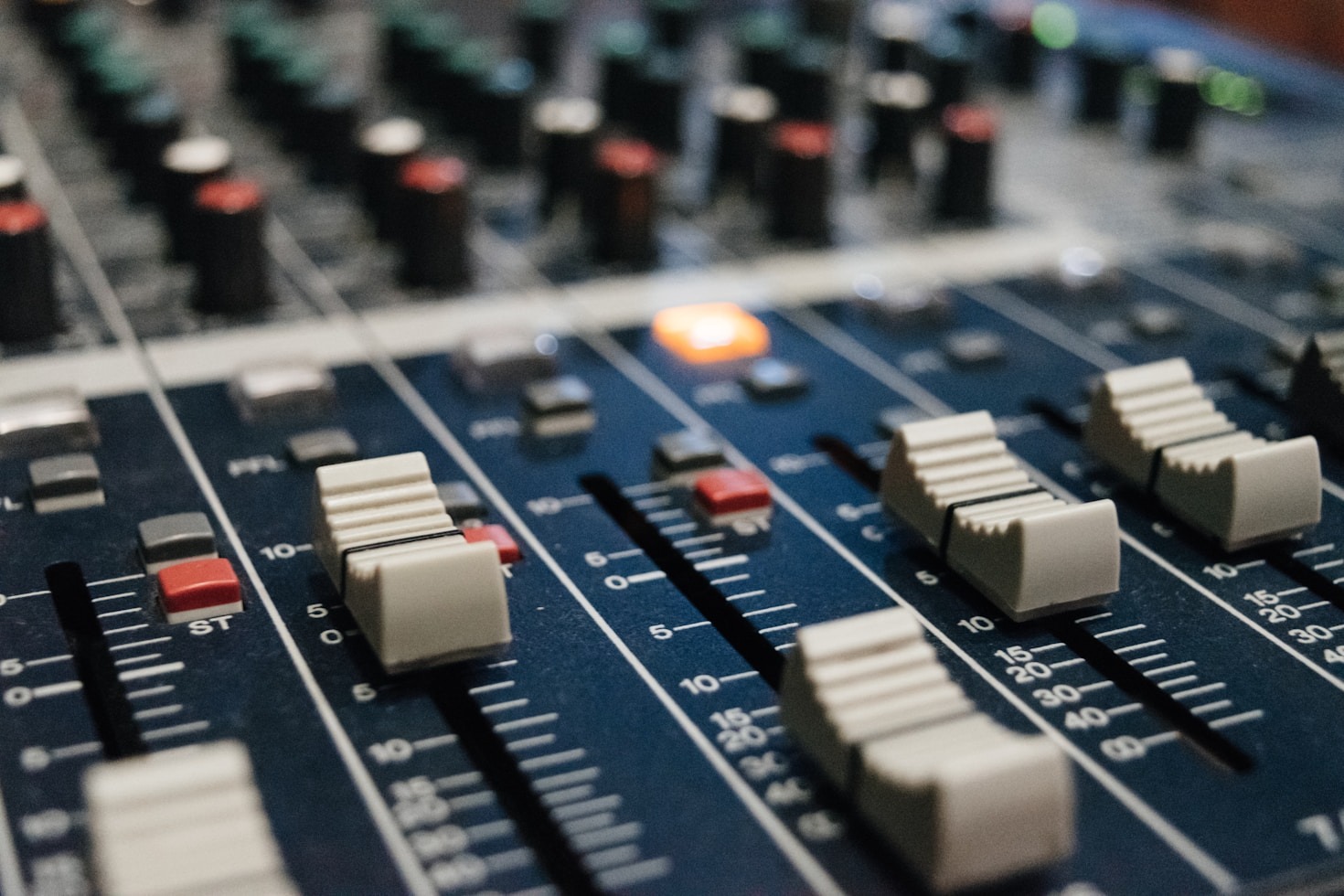 Essential Tips For A Perfect Vocal Take